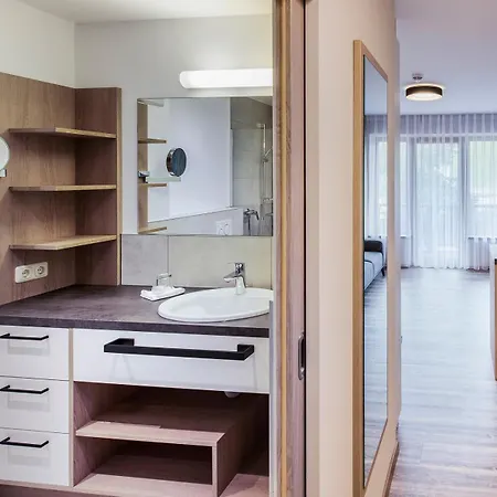 Private Homes Alpin מלון דירות 4*