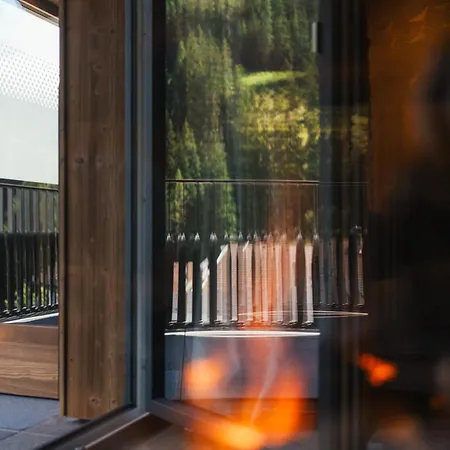 Private Homes Alpin アパートホテル