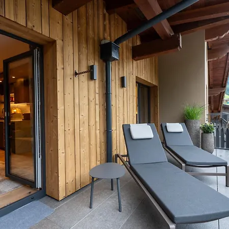 Private Homes Alpin Aparthotel Tux